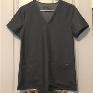 FIGS Casma three pocket scrub top